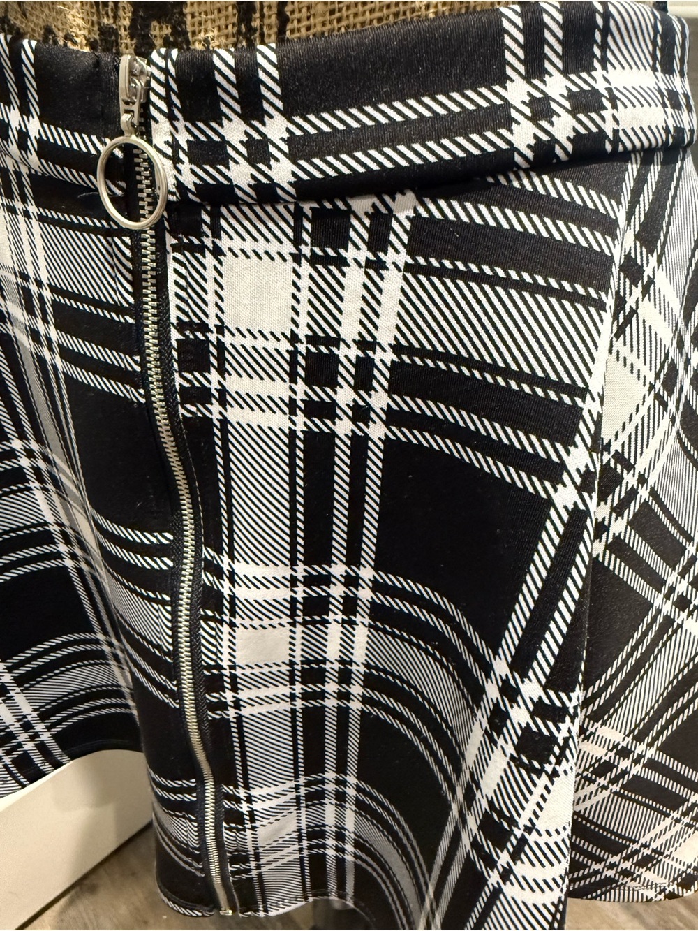 Hot Topic Black and White Plaid Skater Skirt with Front Ring Zip - Picture 2 of 5